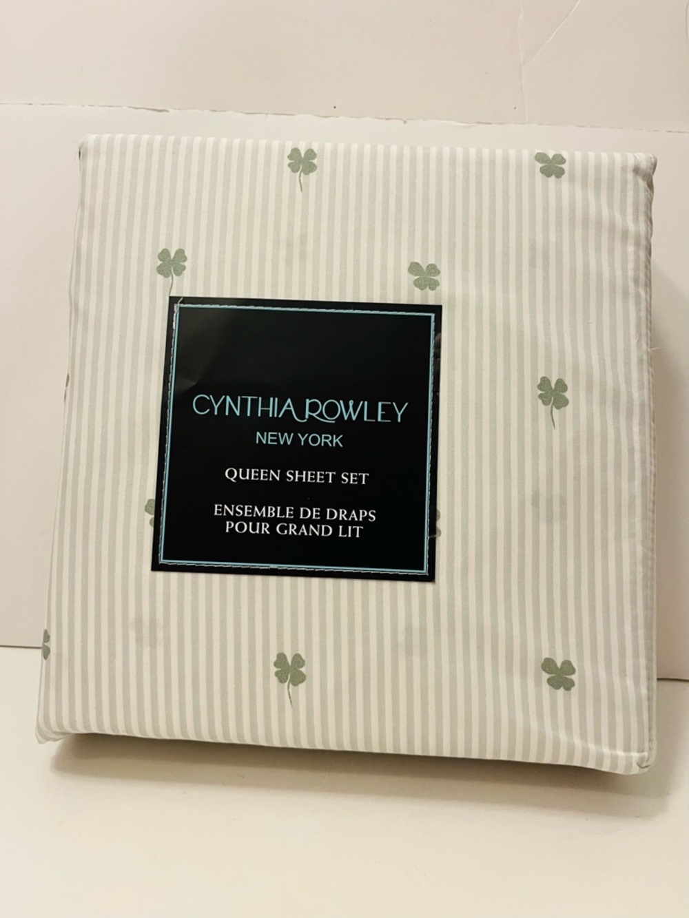 Cynthia Rowley Stripe Shamrock Queen Size Sheet Set Green White